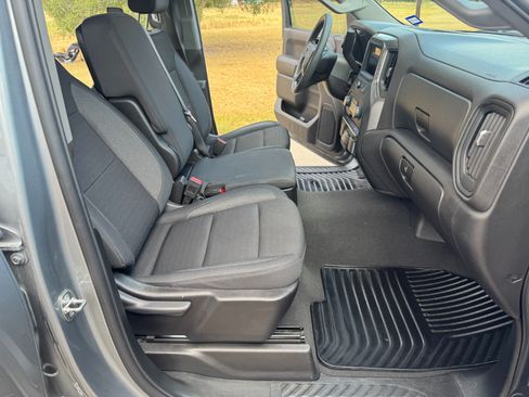 Used 2024 Chevrolet Silverado 1500 Custom Trail Boss w/ LPO, Dark Essentials Package AWD/4WD image 23