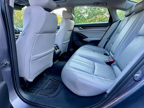 Used 2018 Honda Accord EX-L image 6