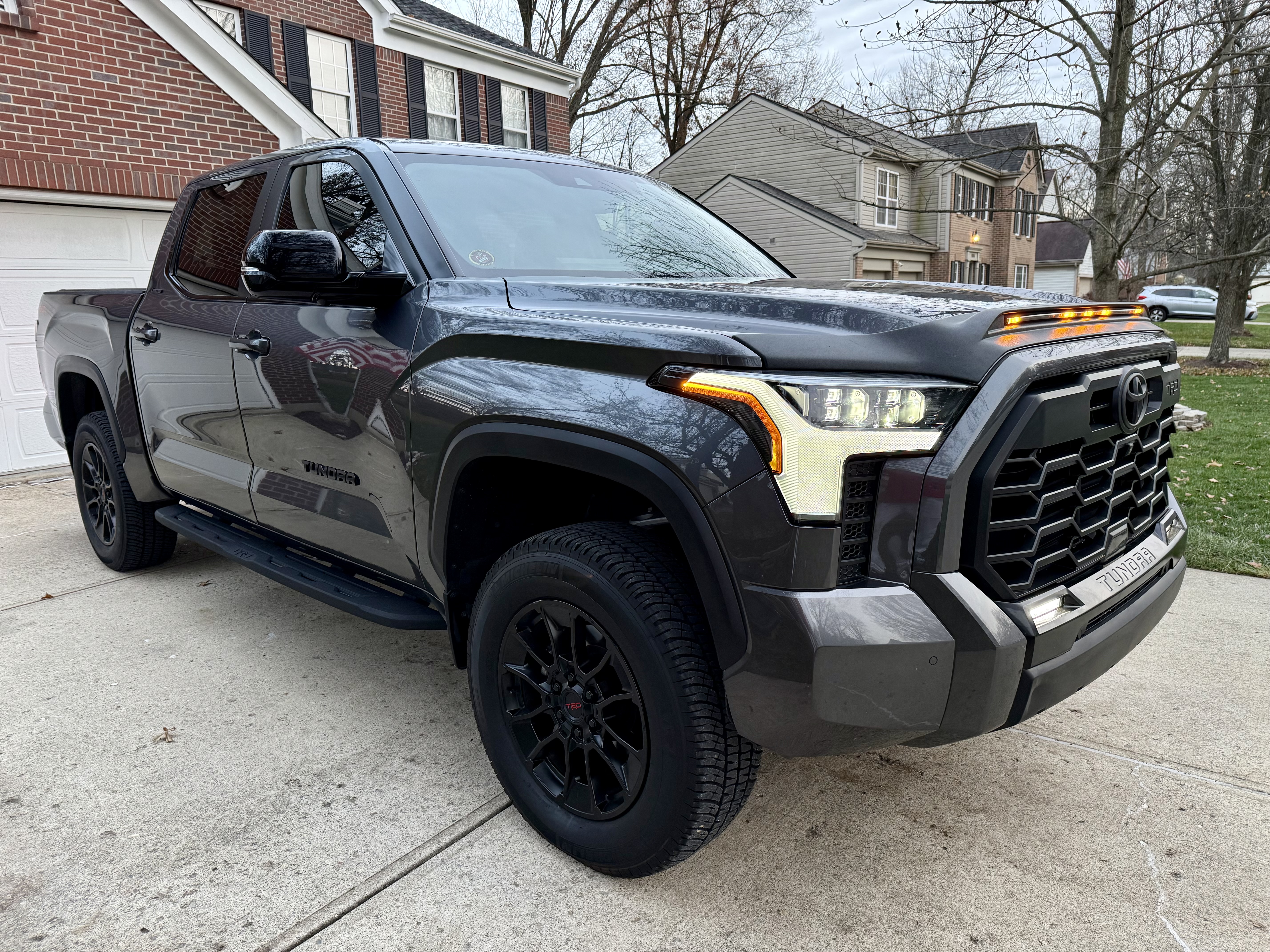 Used 2024 Toyota Tundra Limited w/ TRD Off-Road Package AWD/4WD image 4