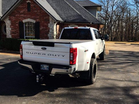 Used 2022 Ford F350 Lariat w/ Lariat Ultimate Package image 2