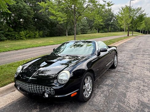 Used 2004 Ford Thunderbird RWD image 4