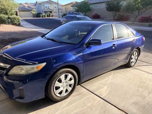 Used 2010 Toyota Camry Hybrid FWD image 8