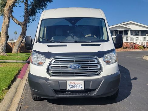 Used 2017 Ford Transit 350 XLT image 5