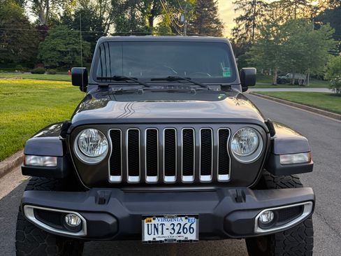 Used 2019 Jeep Wrangler Unlimited Sahara AWD/4WD image 1
