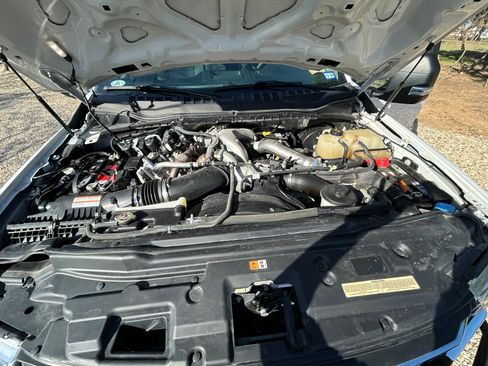 Used 2020 Ford F250 XL w/ STX Appearance Package image 10