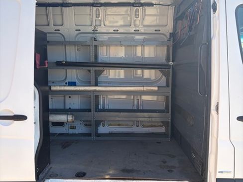 Used 2015 Mercedes-Benz Sprinter 2500 image 5
