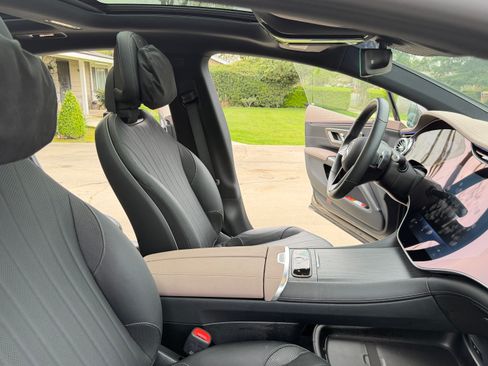 Used 2024 Mercedes-Benz EQS 450+ 4MATIC Sedan image 17