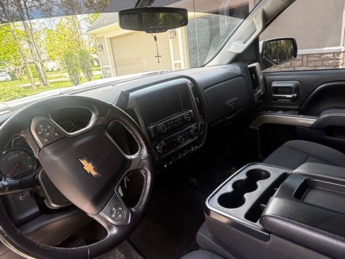 Used 2017 Chevrolet Silverado 1500 LT w/ All Star Edition AWD/4WD image 9