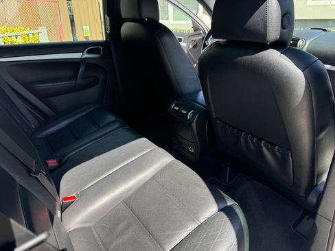 Used 2009 Porsche Cayenne AWD/4WD image 14