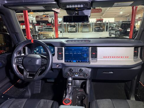 Used 2024 Ford Bronco Raptor image 14