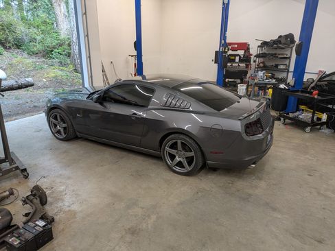 Used 2013 Ford Mustang GT w/ GT Track Pkg image 23