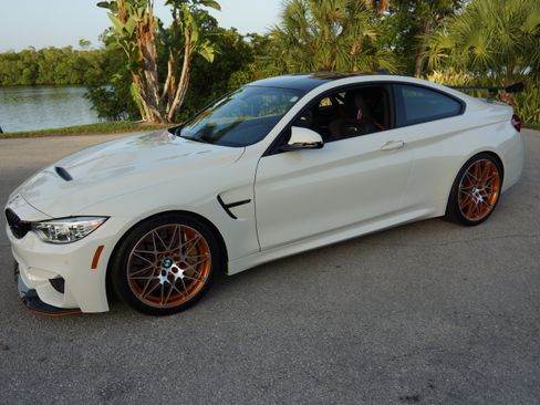Used 2016 BMW M4 GTS RWD image 4