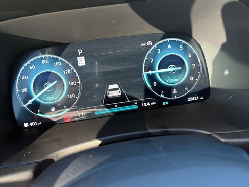 Used 2024 Hyundai Palisade Calligraphy image 4