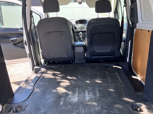 Used 2015 Ford Transit Connect XLT image 4