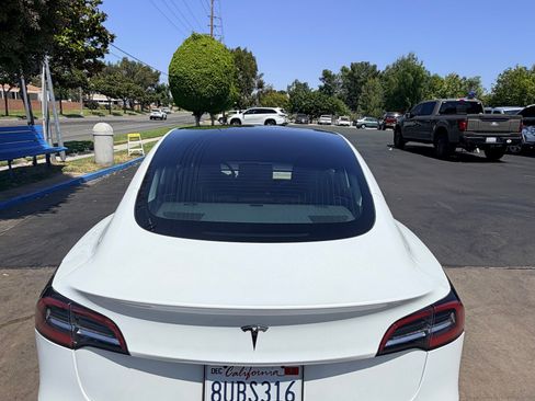 Used 2020 Tesla Model 3 Standard Range Plus RWD image 11