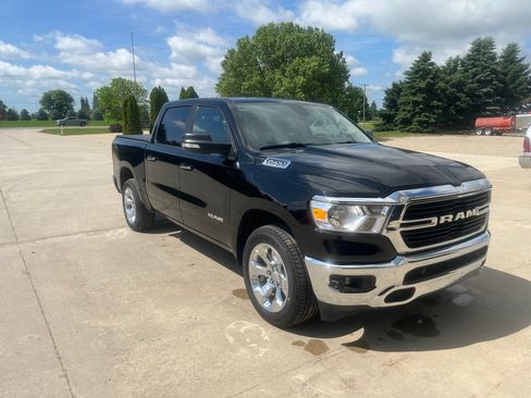 Used 2020 RAM 1500 Big Horn AWD/4WD image 5