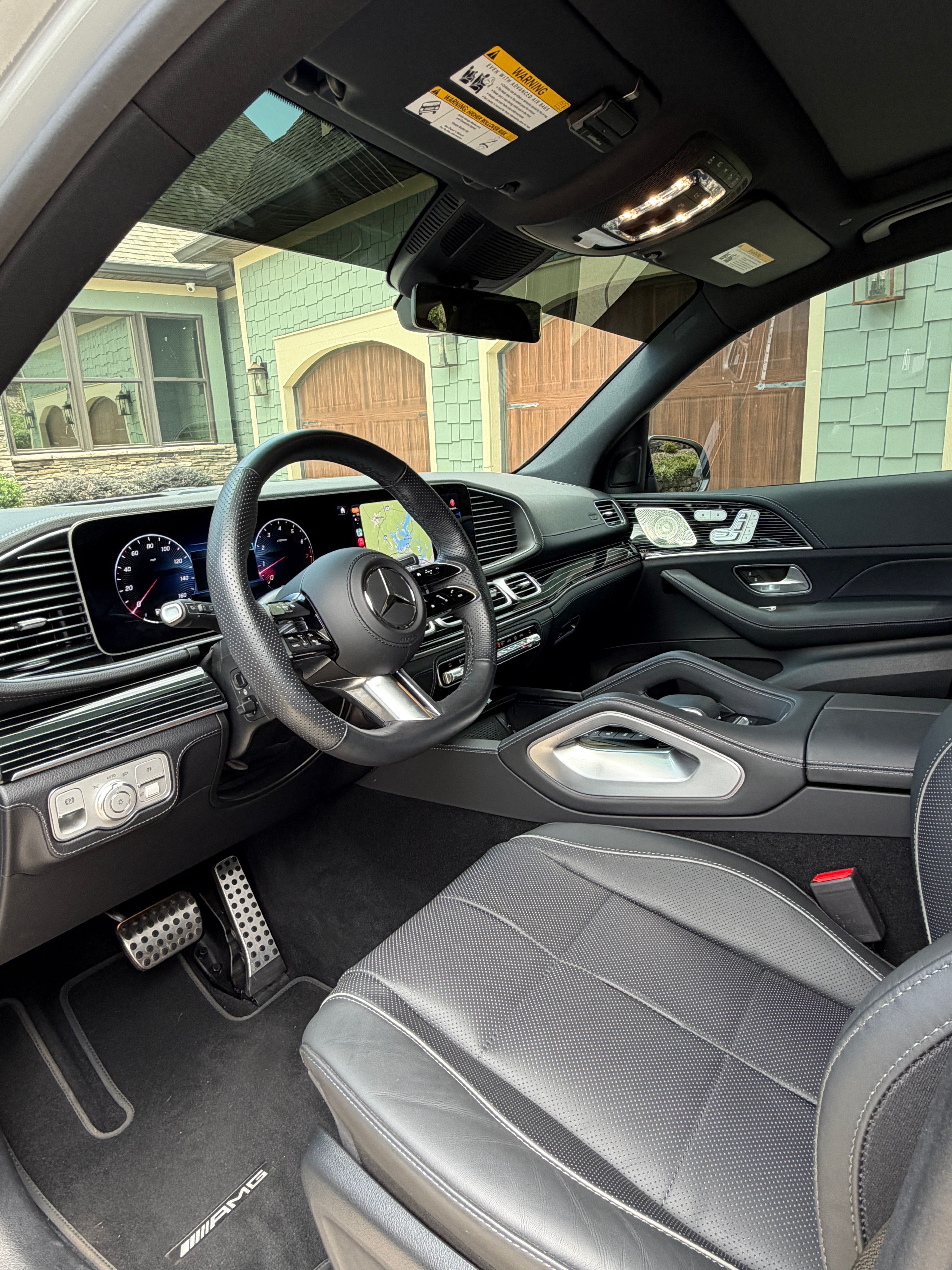 Used 2024 Mercedes-Benz GLS 580 4MATIC image 2