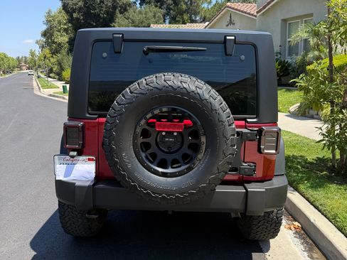 Used 2013 Jeep Wrangler Sport w/ Connectivity Group AWD/4WD image 4