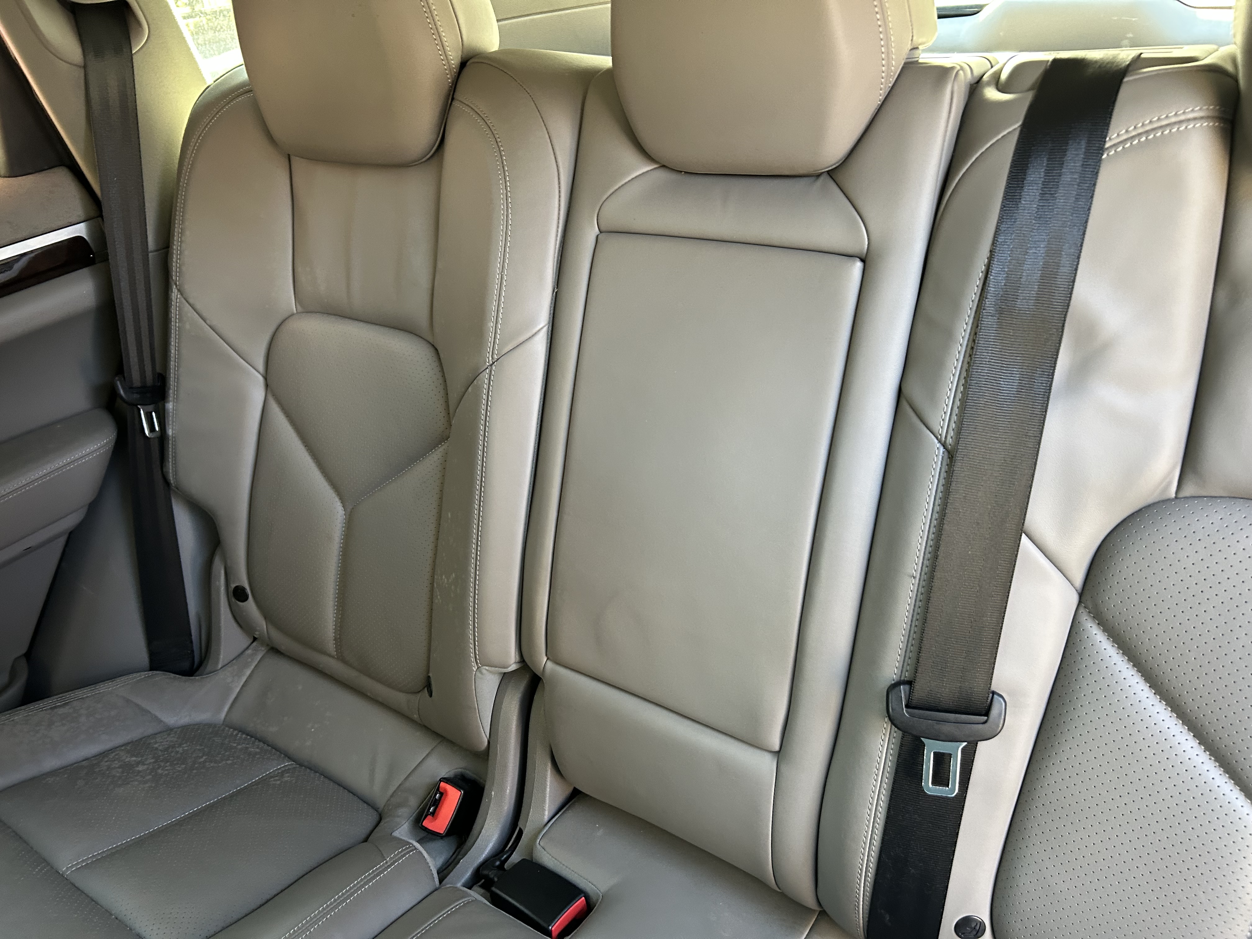 Used 2011 Porsche Cayenne AWD/4WD image 11