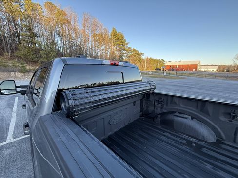 Used 2022 Ford F150 Lariat w/ Equipment Group 502A High image 15