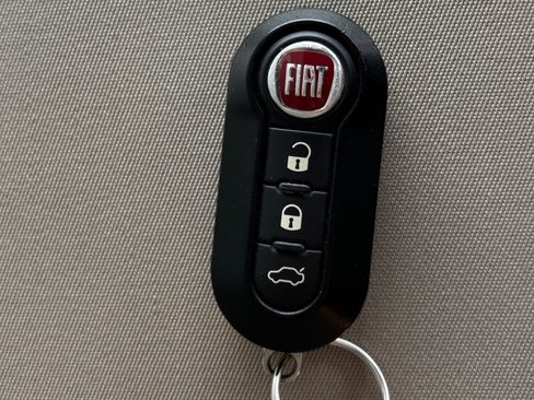 Used 2015 FIAT 500 Pop image 28