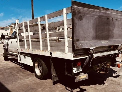 Used 2016 RAM 5500 SLT w/ Quick Order Package 29G SLT RWD image 8