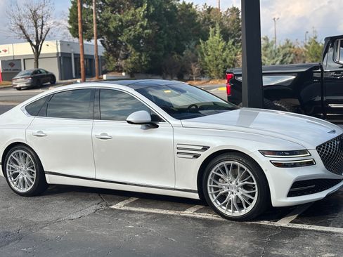 Used 2022 Genesis G80 2.5T w/ Prestige Package image 6