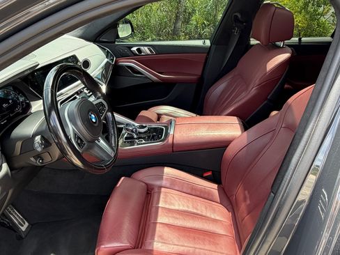 Used 2022 BMW X6 M50i w/ Executive Package AWD/4WD image 8