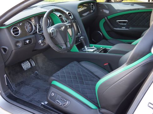 Used 2015 Bentley Continental GT3-R AWD/4WD image 21