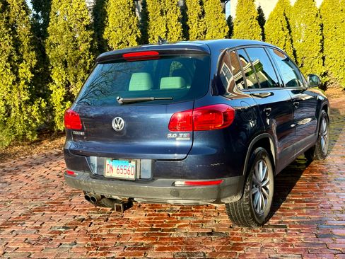 Used 2014 Volkswagen Tiguan SE image 10