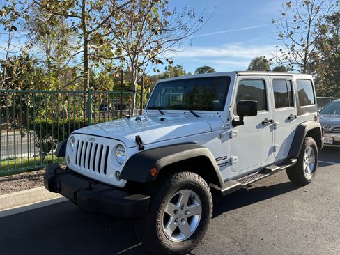 Used 2014 Jeep Wrangler Unlimited Sport w/ Quick Order Package 24S image 12