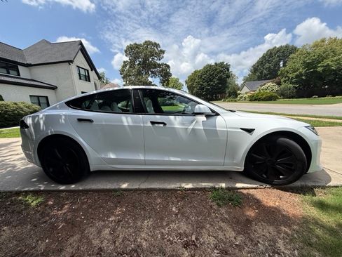 Used 2024 Tesla Model S AWD/4WD image 12