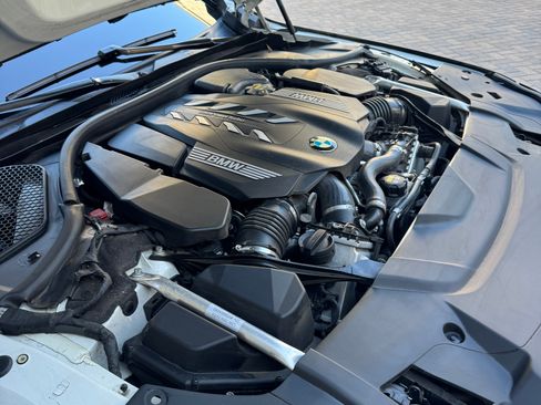 Used 2022 BMW 750Li xDrive AWD/4WD image 22