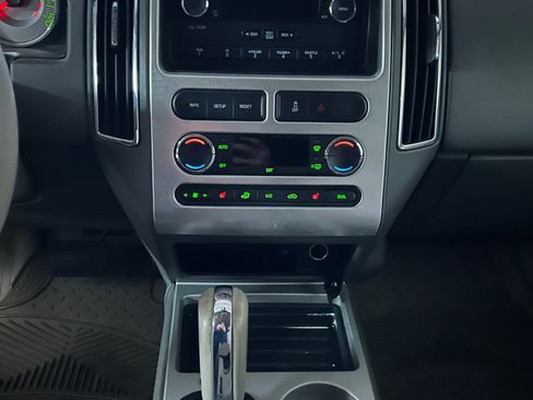 Used 2010 Ford Edge Limited image 7