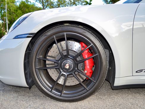 Used 2022 Porsche 911 Carrera 4 GTS image 28