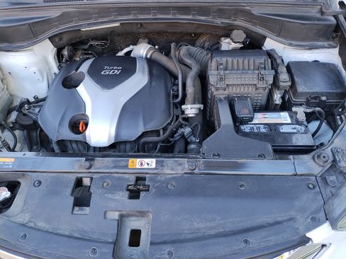 Used 2013 Hyundai Santa Fe Sport 2.0T w/ Technology Pkg image 14