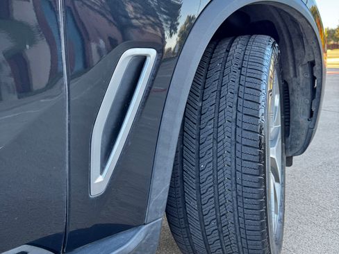 Used 2019 BMW X5 xDrive40i w/ Convenience Package image 29