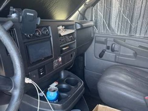 Used 2012 GMC Savana 3500 image 6