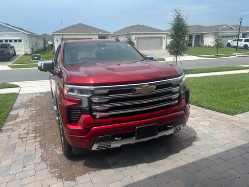 Used 2022 Chevrolet Silverado 1500 High Country w/ Max Trailering Package AWD/4WD image 1