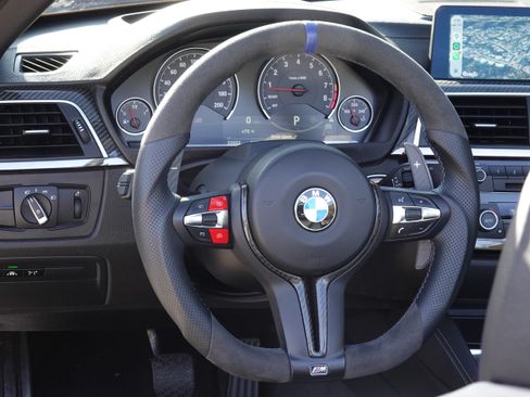 Used 2019 BMW M4 Convertible w/ Competition Package image 25