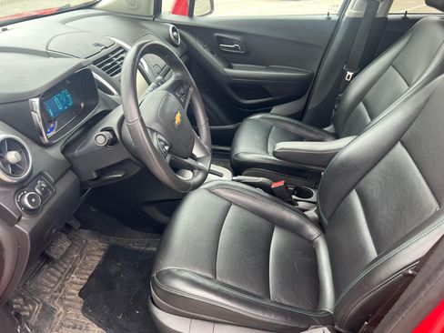 Used 2016 Chevrolet Trax LTZ image 12