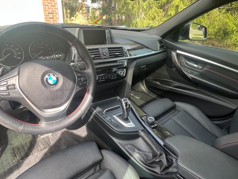 Used 2017 BMW 330i xDrive 330i xDrive Sedan 4D image 5