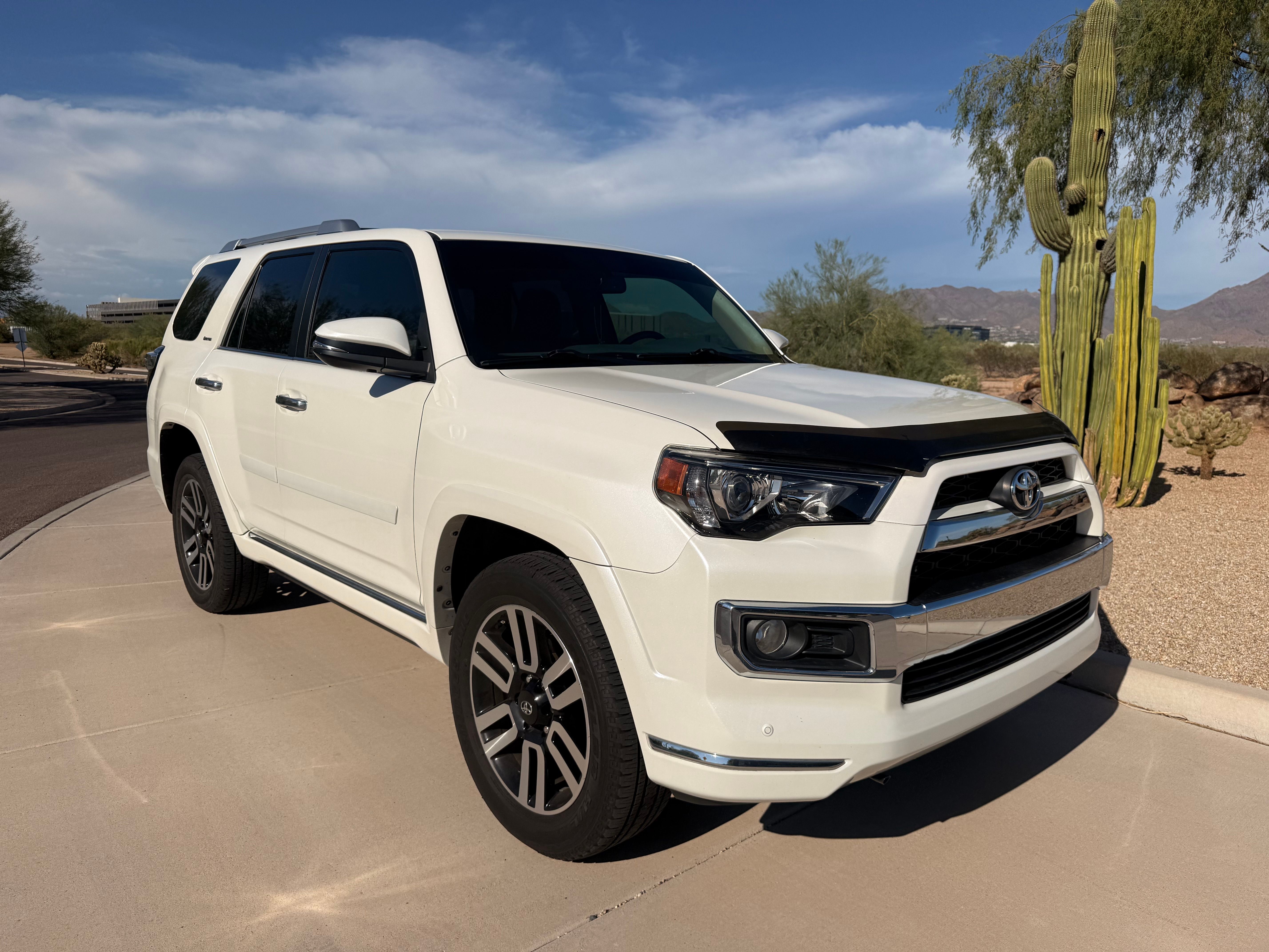 Used 2016 Toyota 4Runner Limited AWD/4WD image 1