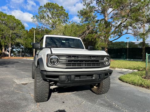 Used 2022 Ford Bronco 4-Door image 10
