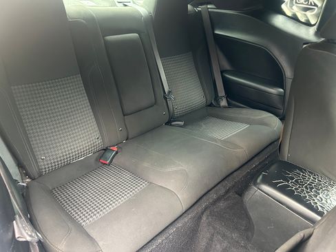 Used 2021 Dodge Challenger SXT w/ Blacktop Package image 10