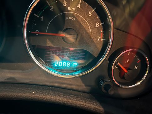 Used 2017 Jeep Wrangler Unlimited Sport w/ Quick Order Package 24S image 2