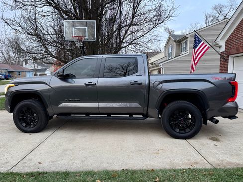 Used 2024 Toyota Tundra Limited w/ TRD Off-Road Package image 8