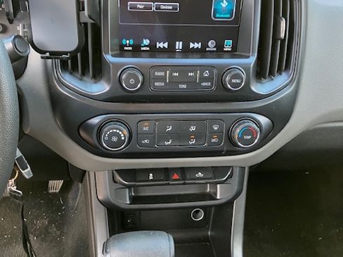 Used 2015 Chevrolet Colorado W/T w/ WT Convenience Package AWD/4WD image 10
