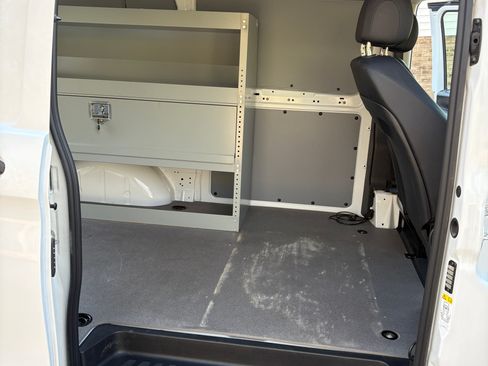 Used 2023 Mercedes-Benz Metris image 8