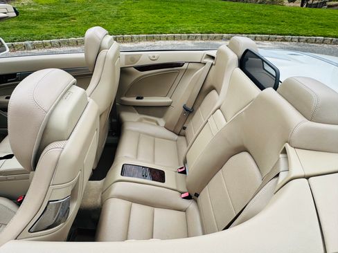 Used 2011 Mercedes-Benz E 350 Cabriolet image 15